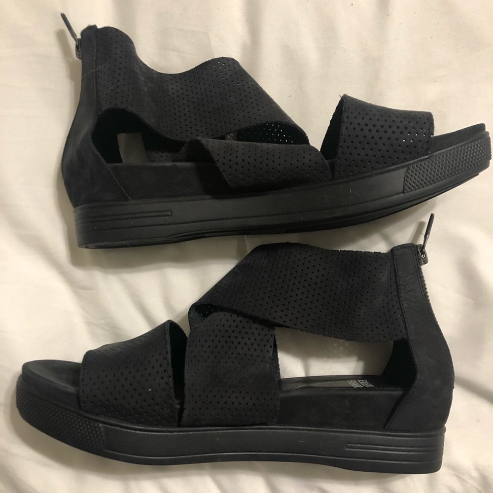 Eileen Fisher Sandals